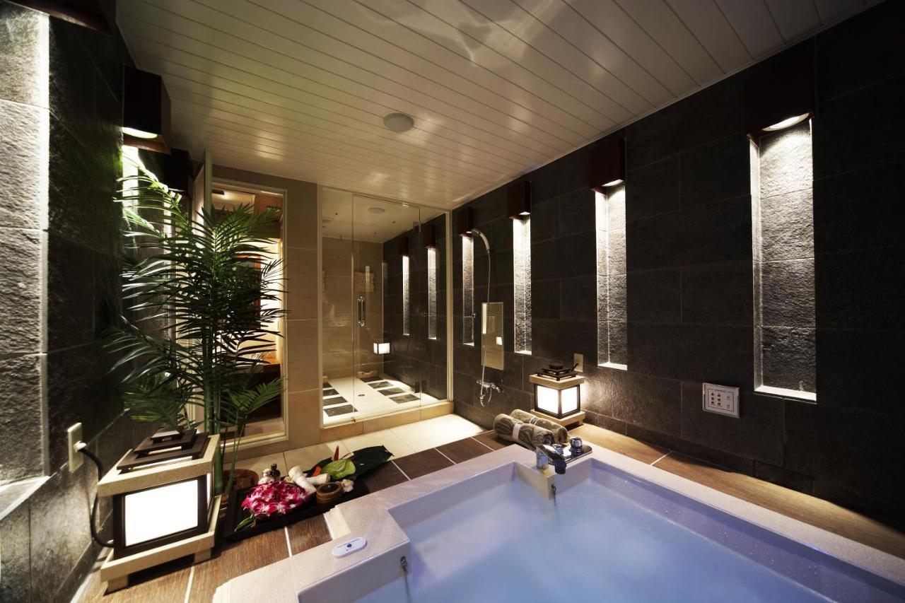 Le Ciel Spa & Resort (Adults Only) Tsurugashima Eksteriør billede